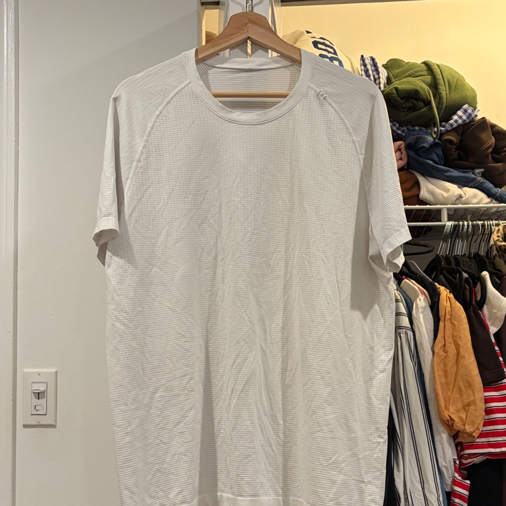 Classic White T-Shirt - lulu - metal vent tech